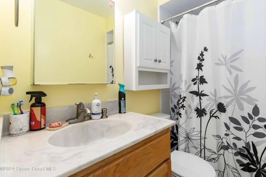 Photo of 1023 Sycamore Drive