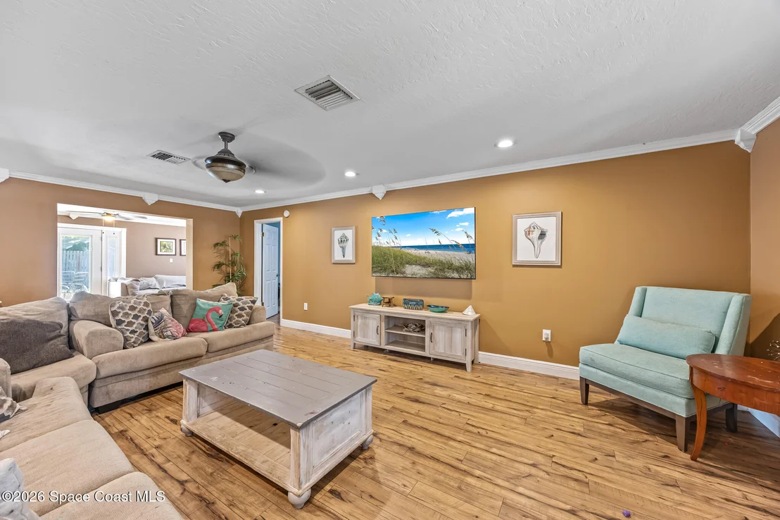 Photo of 1371 Gleneagles Way