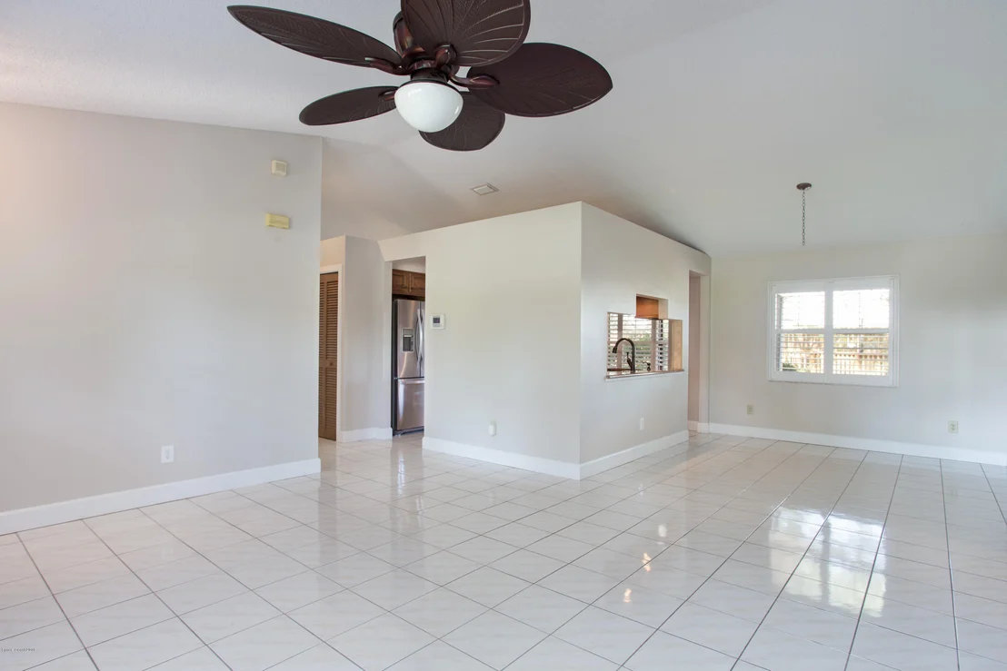 Photo of 2710 Nobility Avenue