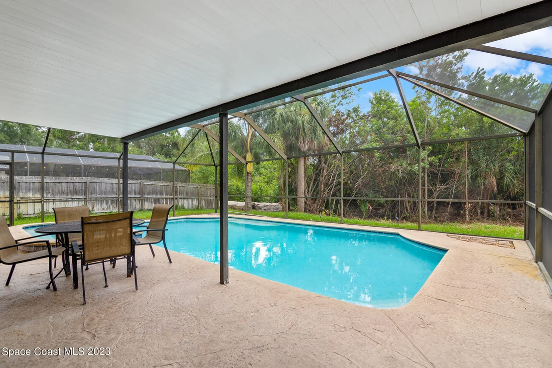 Photo of 4595 Willow Bend Drive