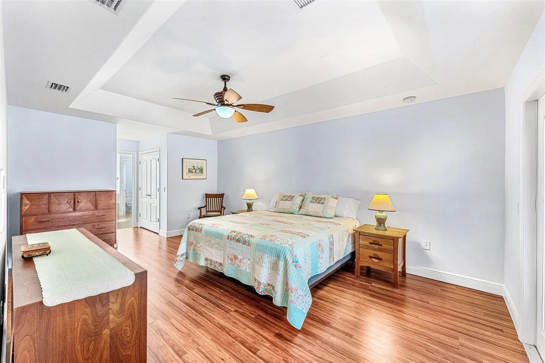 Photo of 1697 E Auburn Lakes Drive N
