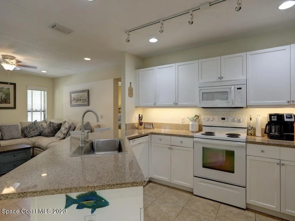 Photo of 9850 Oak