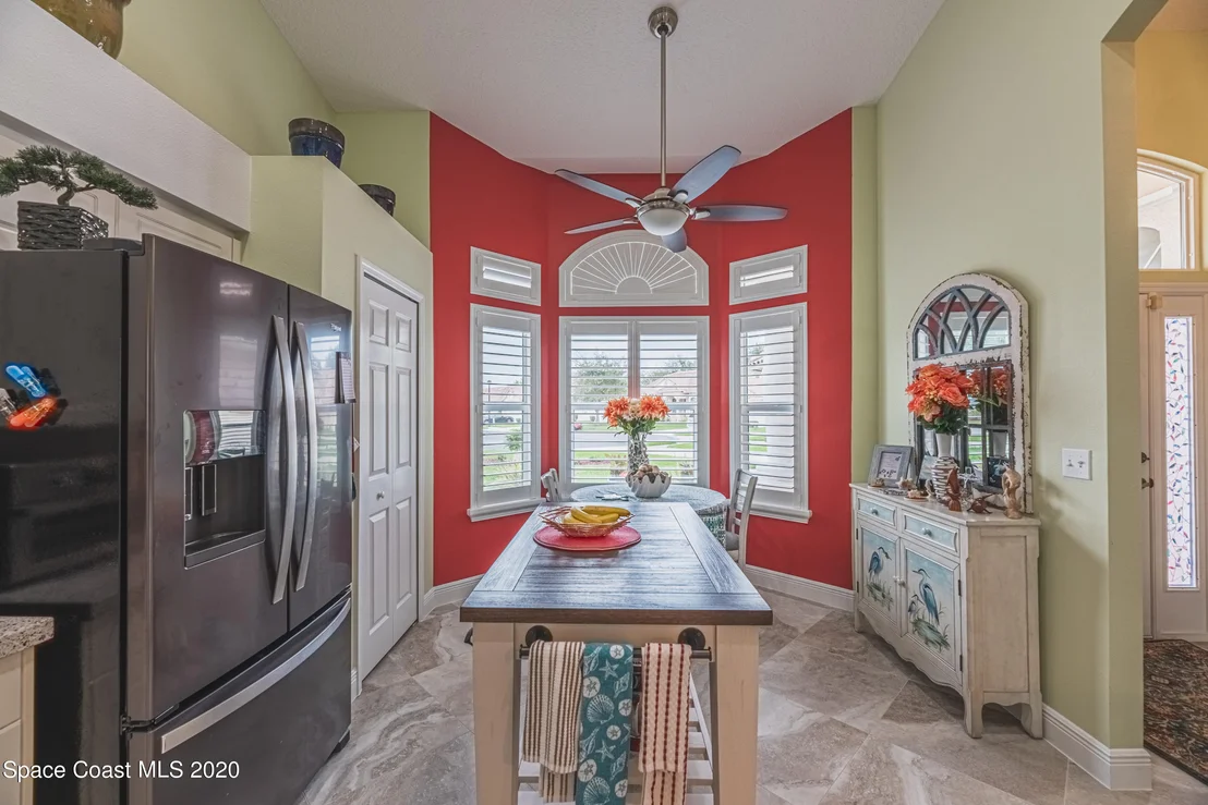 Photo of 338 Renaissance Avenue