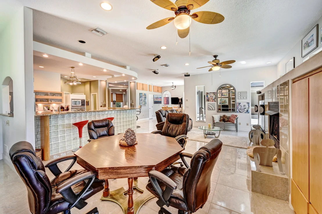 Photo of 5640 Willoughby Drive
