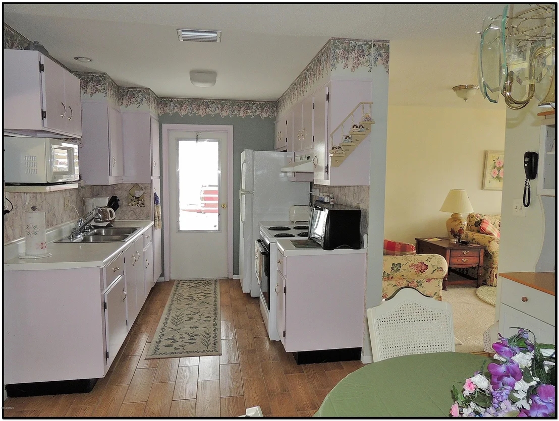 Photo of 3251 NE Edgewood Drive