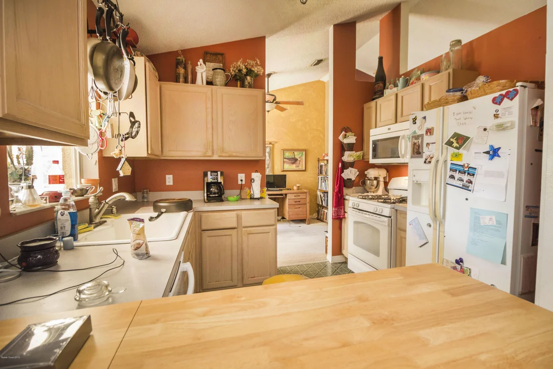 Photo of 1047 Jacaranda Circle