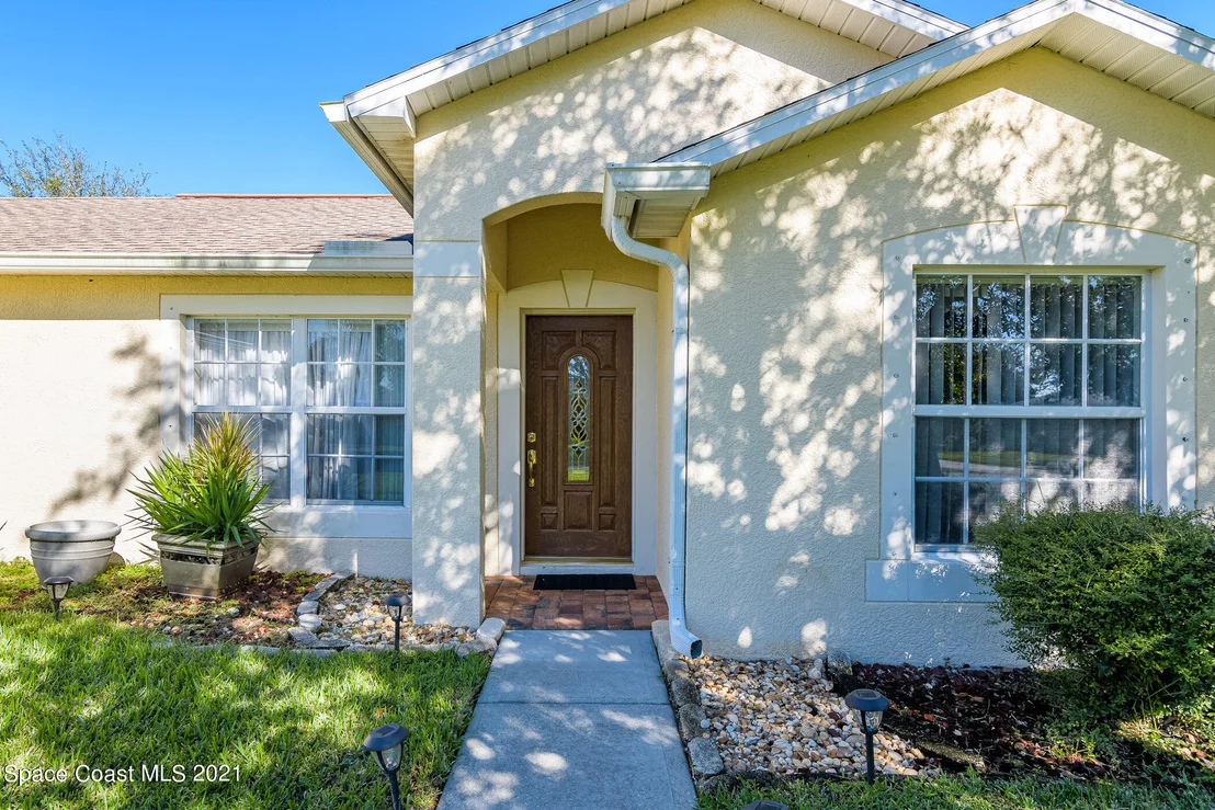 Photo of 2120 Belmont Way