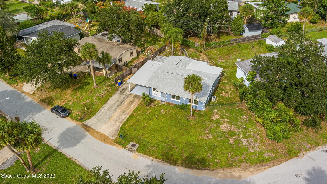 Photo of 32 Knollwood Drive
