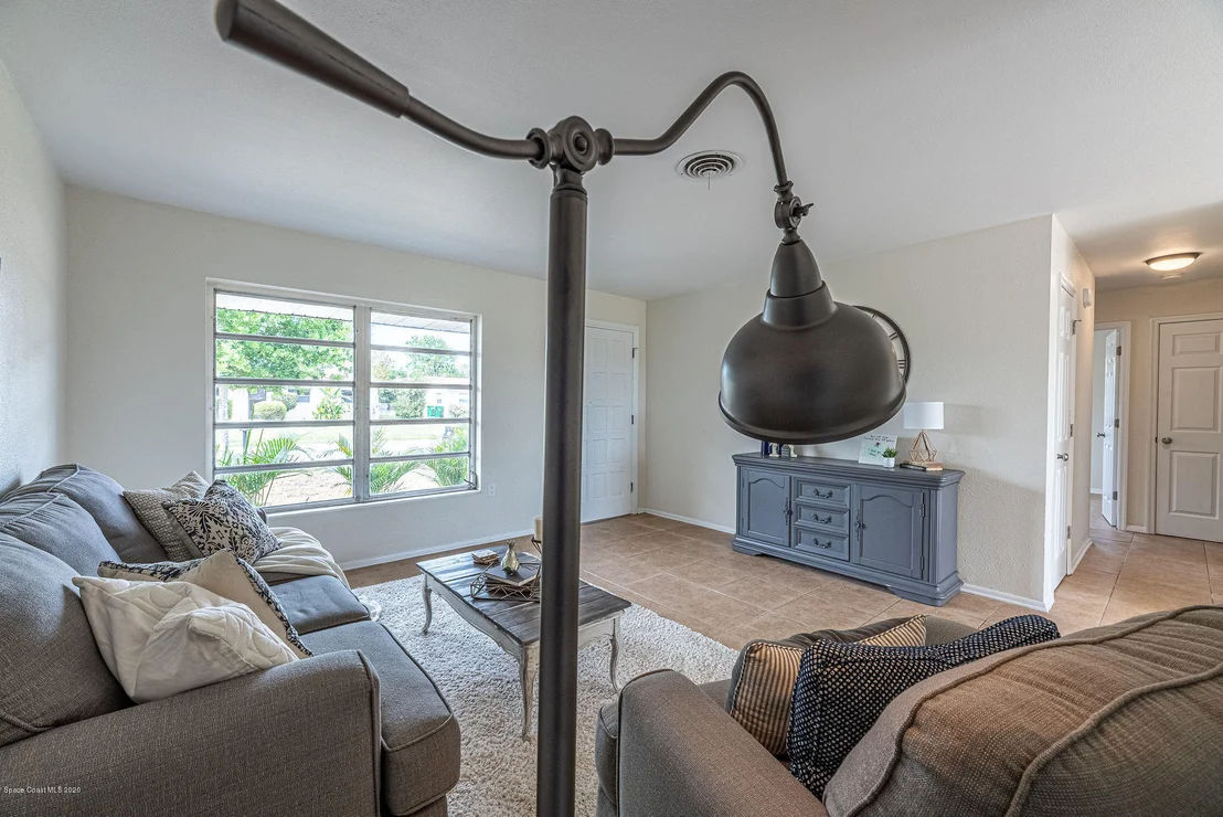 Photo of 2711 Locksley Road