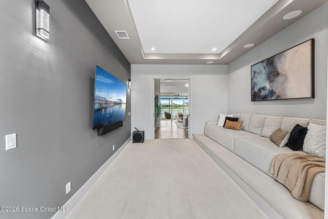 Photo of 3698 Lake Adelaide Place