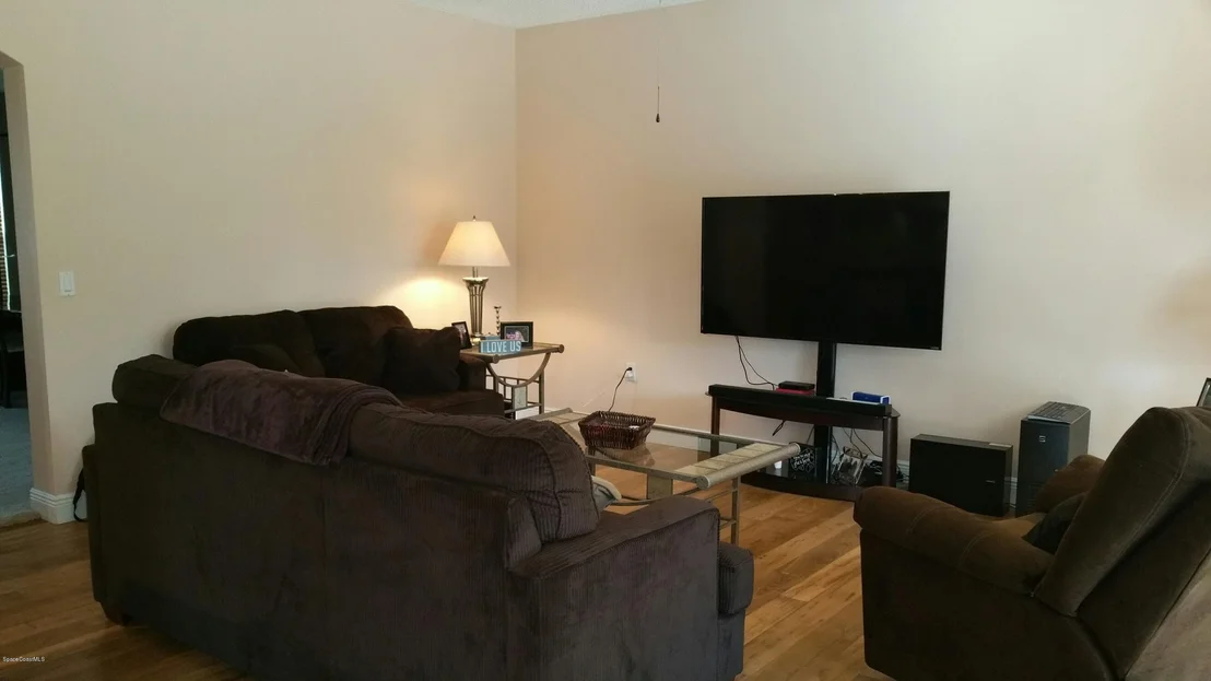 Photo of 284 Sedgewood Circle