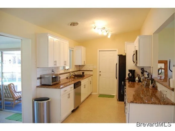 Photo of 106 Mayaca