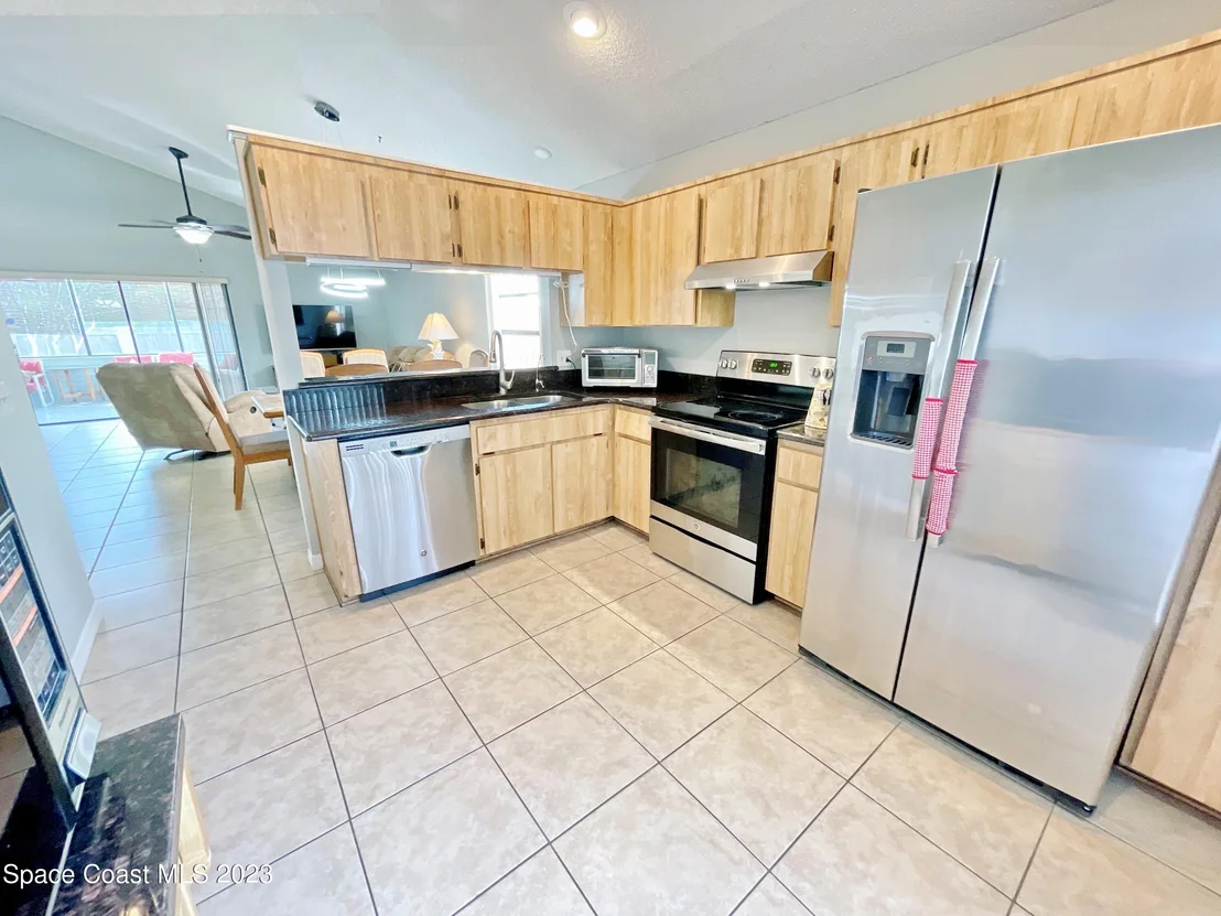 Photo of 1564 Clover Circle