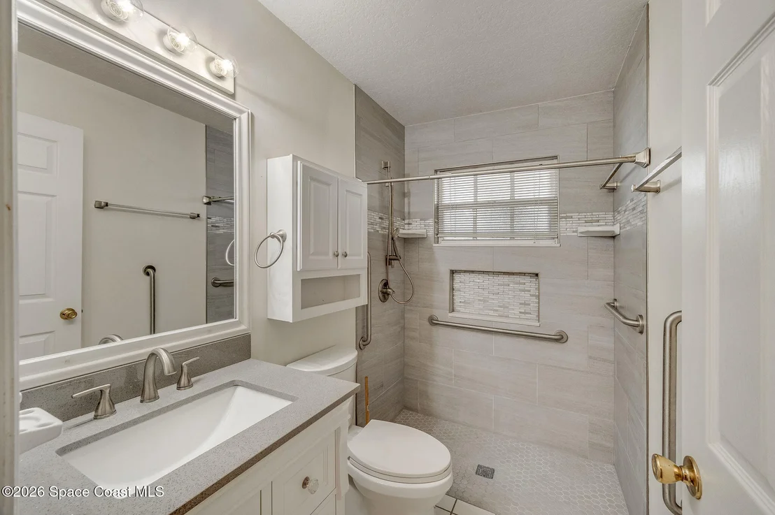 Photo of 5601 Banos Avenue