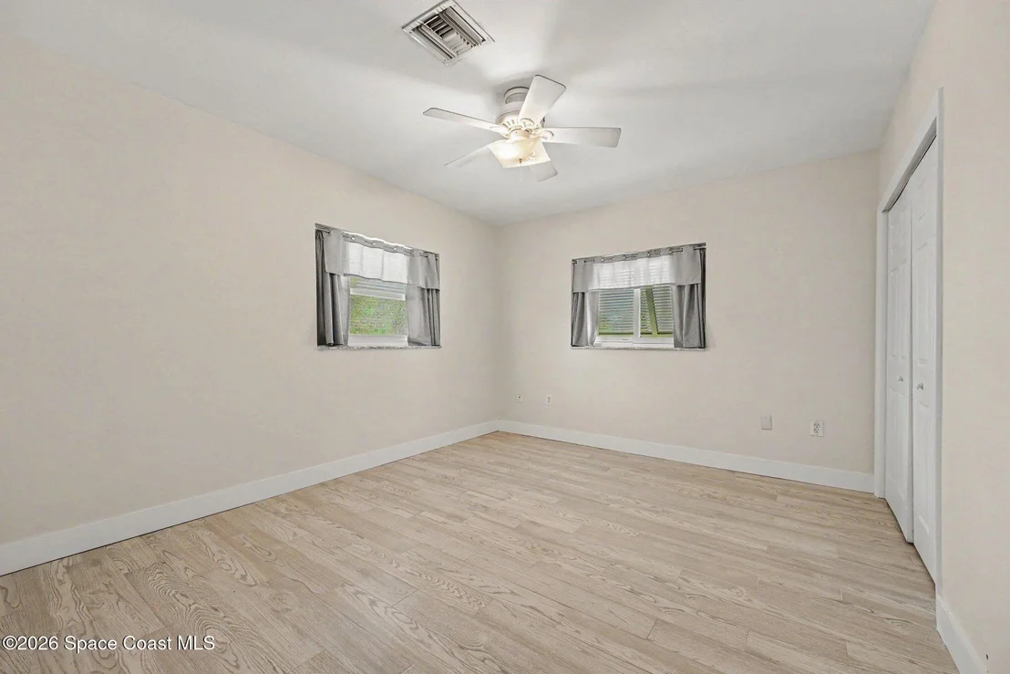 Photo of 1540 Bay Shore Drive