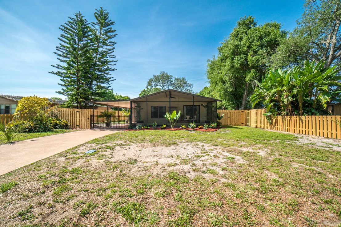 Photo of 105 Vanguard Circle