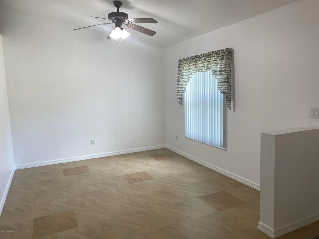 Photo of 6800 Cecil Road