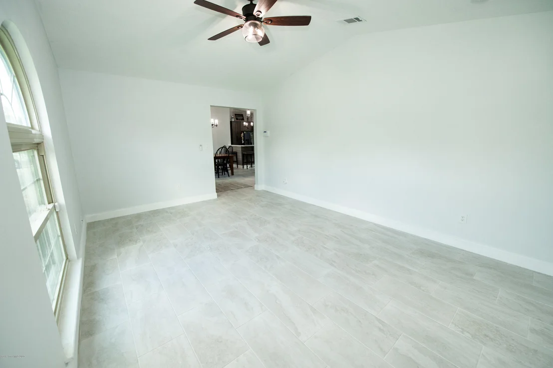 Photo of 4105 Alan Shepard Avenue