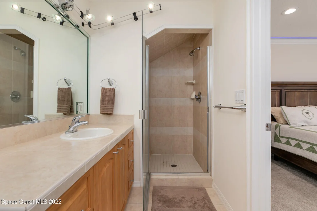 Photo of 218 Waterside Drive
