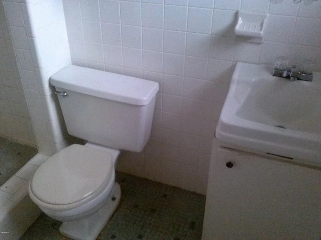Photo of 2536 Cocoanut Drive
