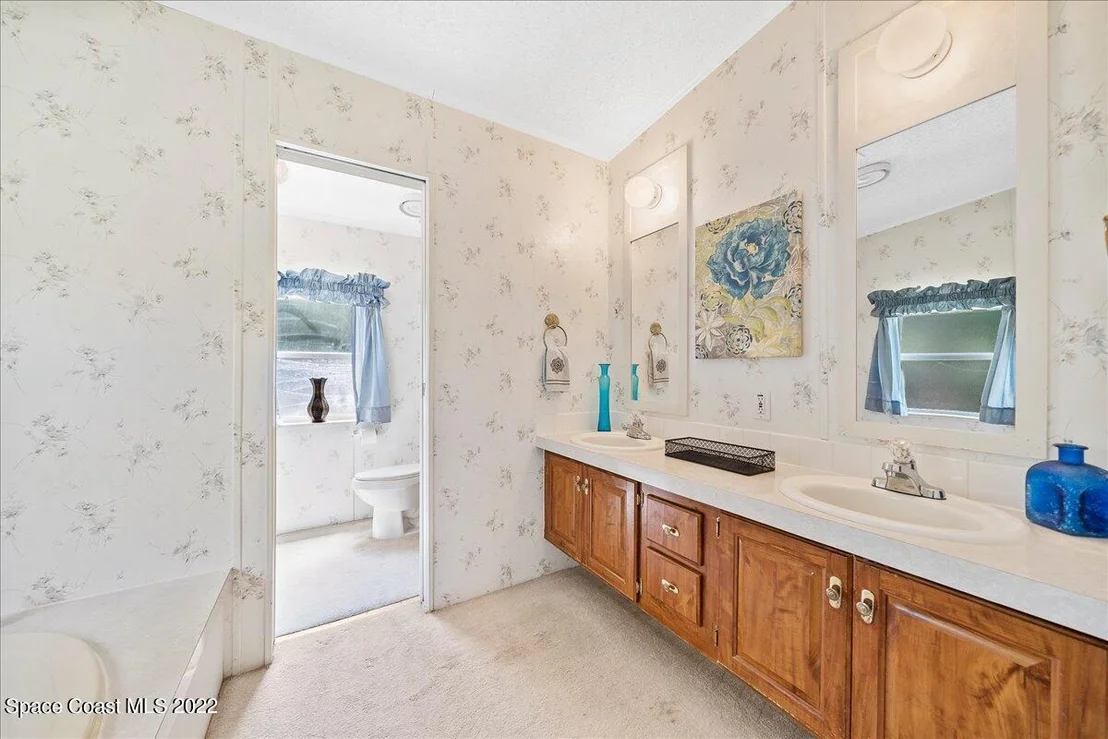 Photo of 3070 Milwaukee Avenue