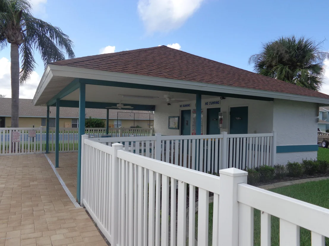 Photo of 3926 Saint Armens Circle