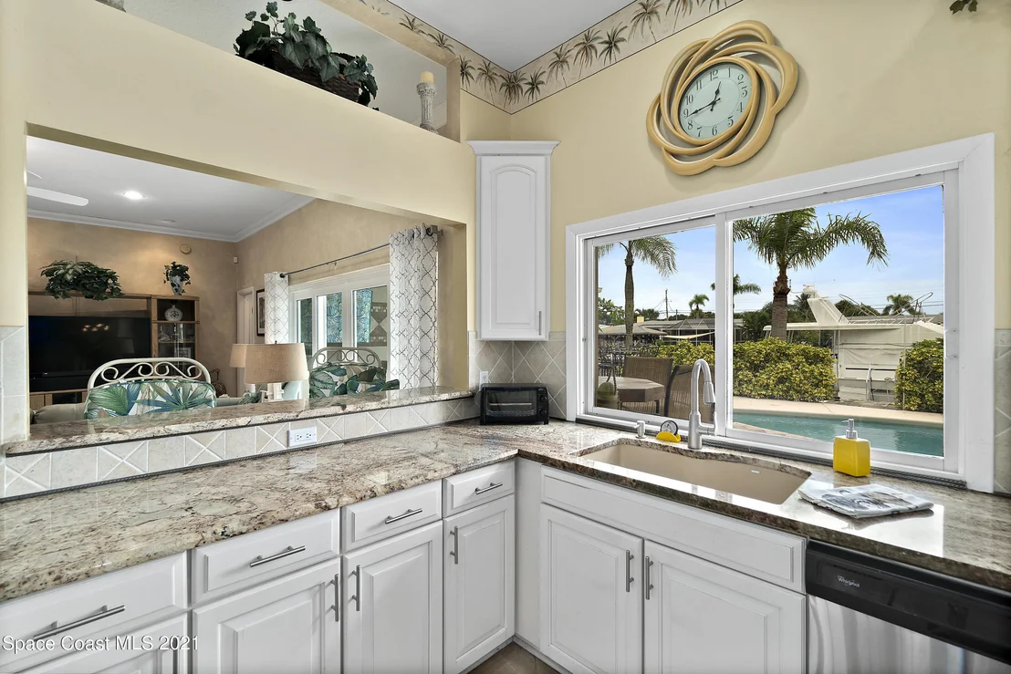 Photo of 432 Cardinal Drive