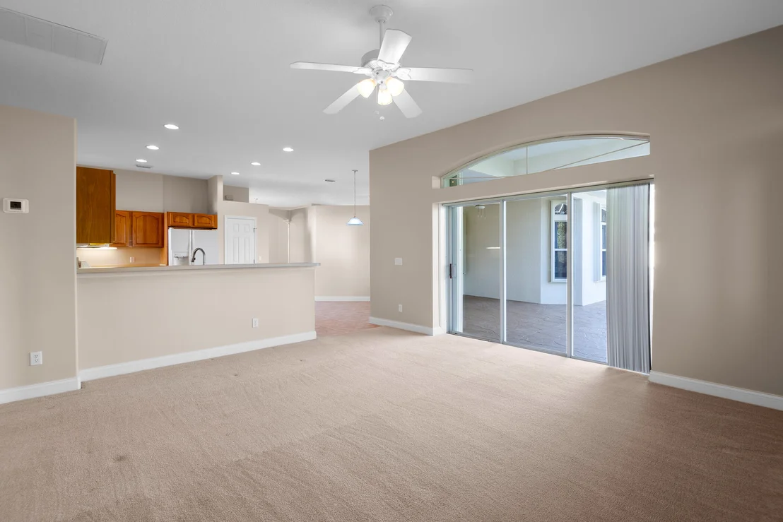 Photo of 2406 Golf Vista Boulevard