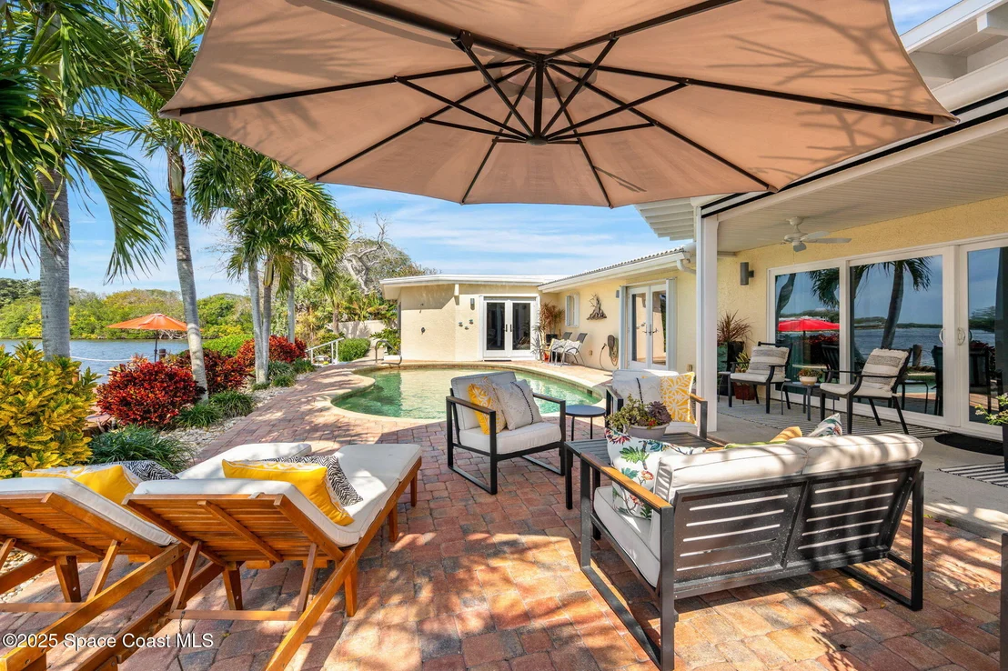 Photo of 561 Capri Road
