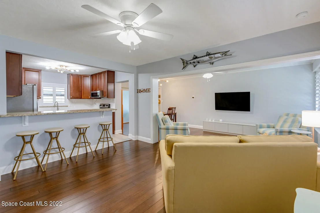 Photo of 505 Coral Drive