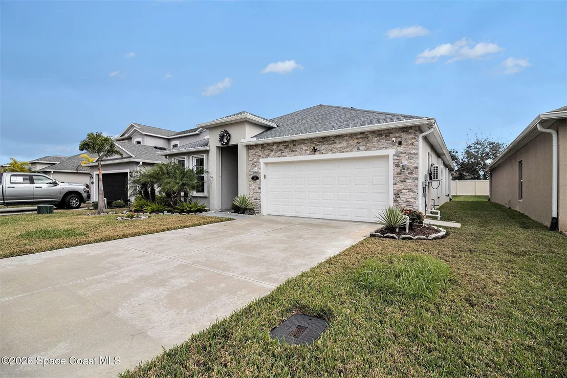 Photo of 665 Boughton Way
