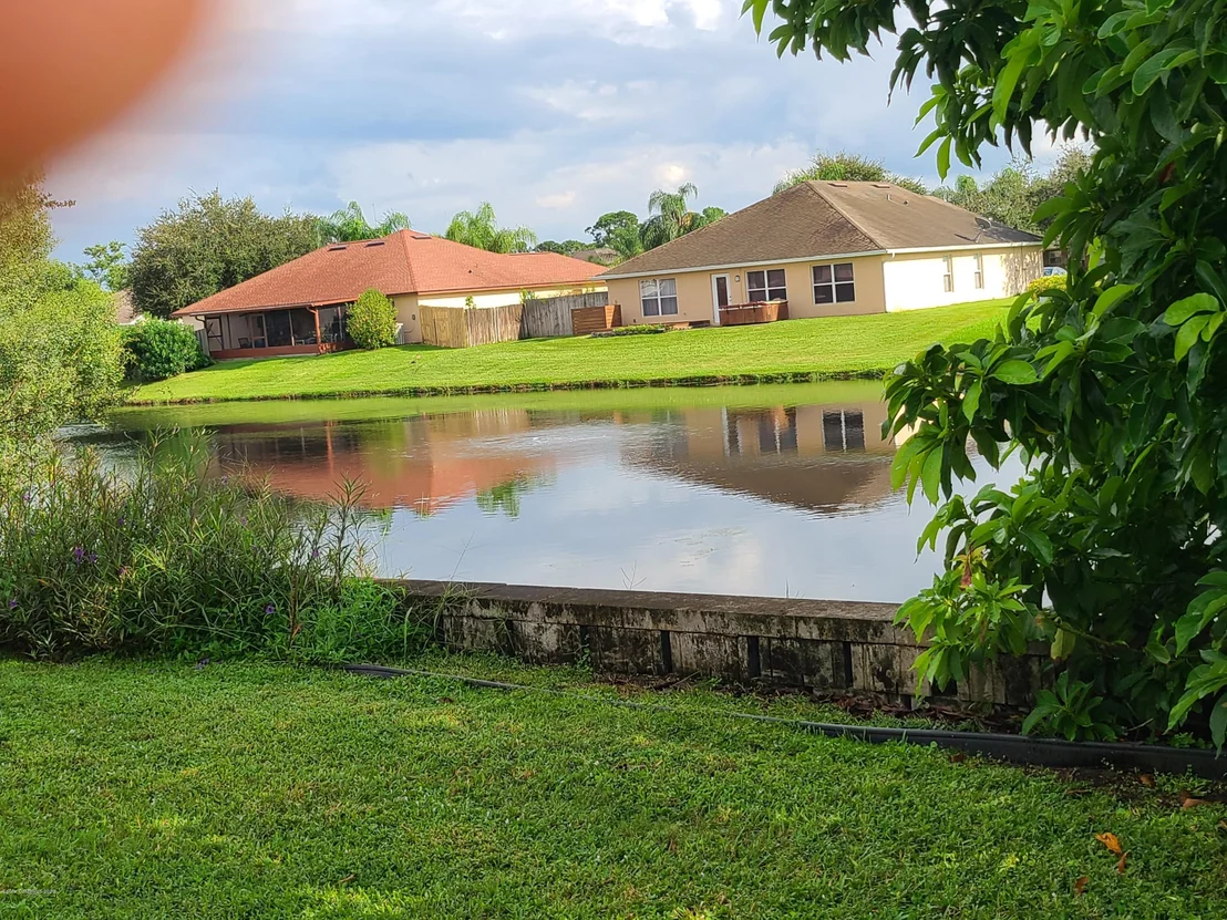 Photo of 1085 Kingfisher Way