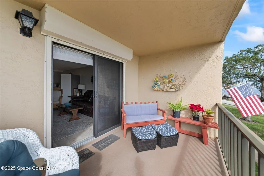 Photo of Unit 303 at 1049 Rockledge Drive