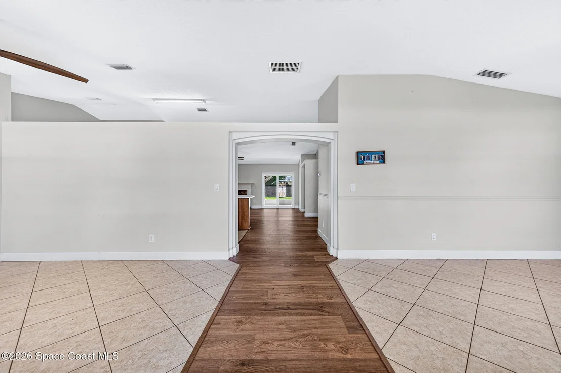Photo of 1345 Coventry Circle