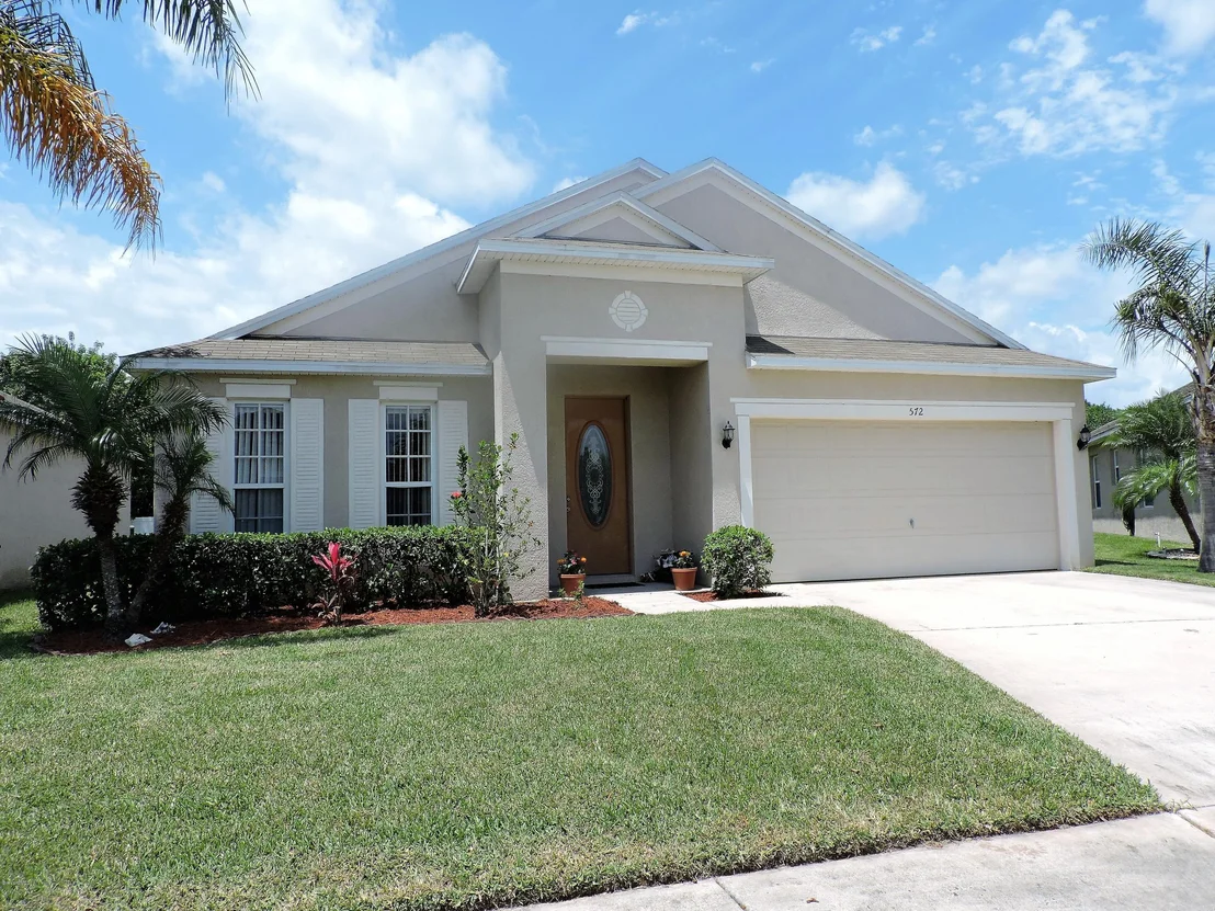 Photo of 572 Cressa Circle