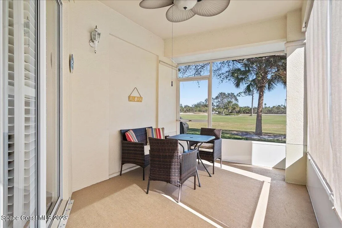 Photo of 1925 Golf Vista Boulevard