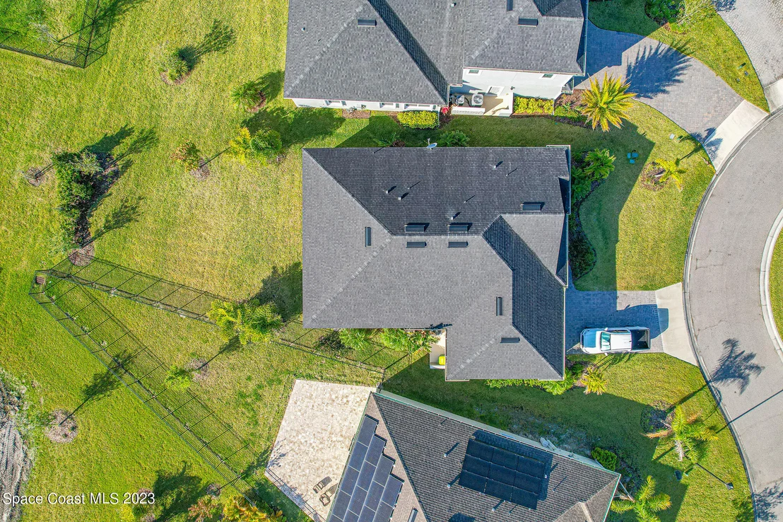 Photo of 7338 Bluemink Lane
