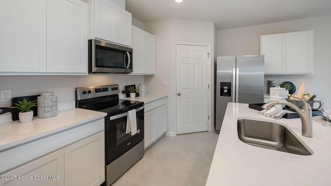 Photo of 1663 Garabaldi Circle SE