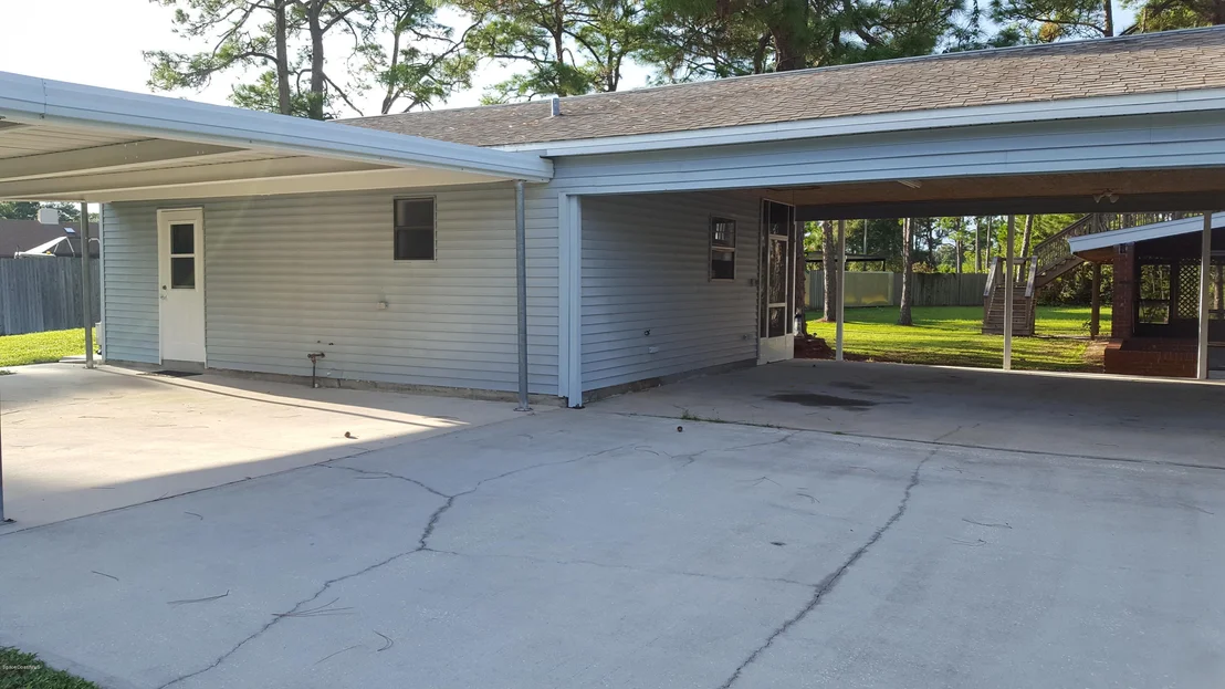 Photo of 2610 Fox Run