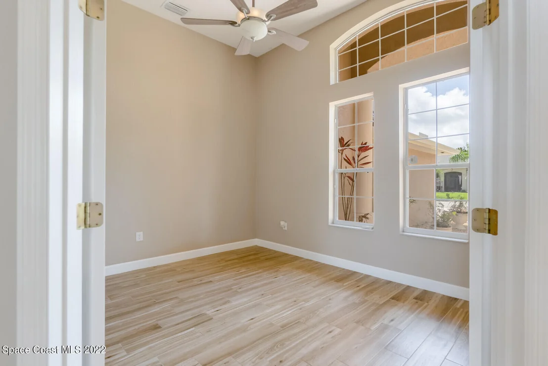 Photo of 4707 Alamanda Drive