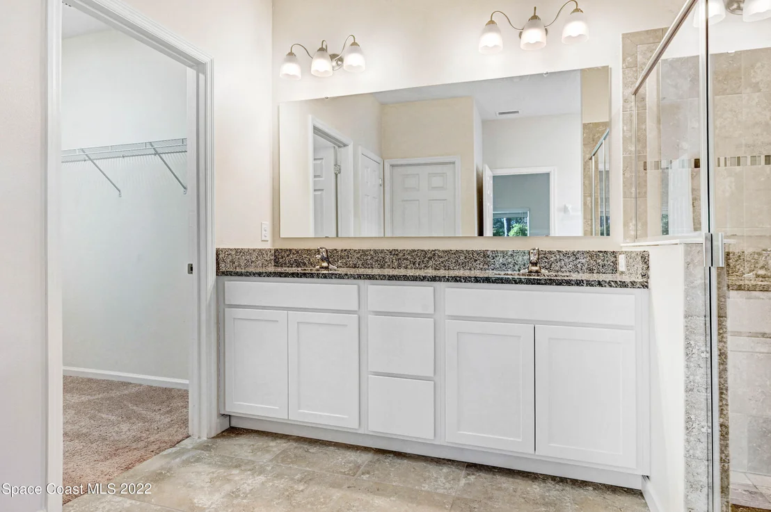 Photo of 636 Stonebriar Drive