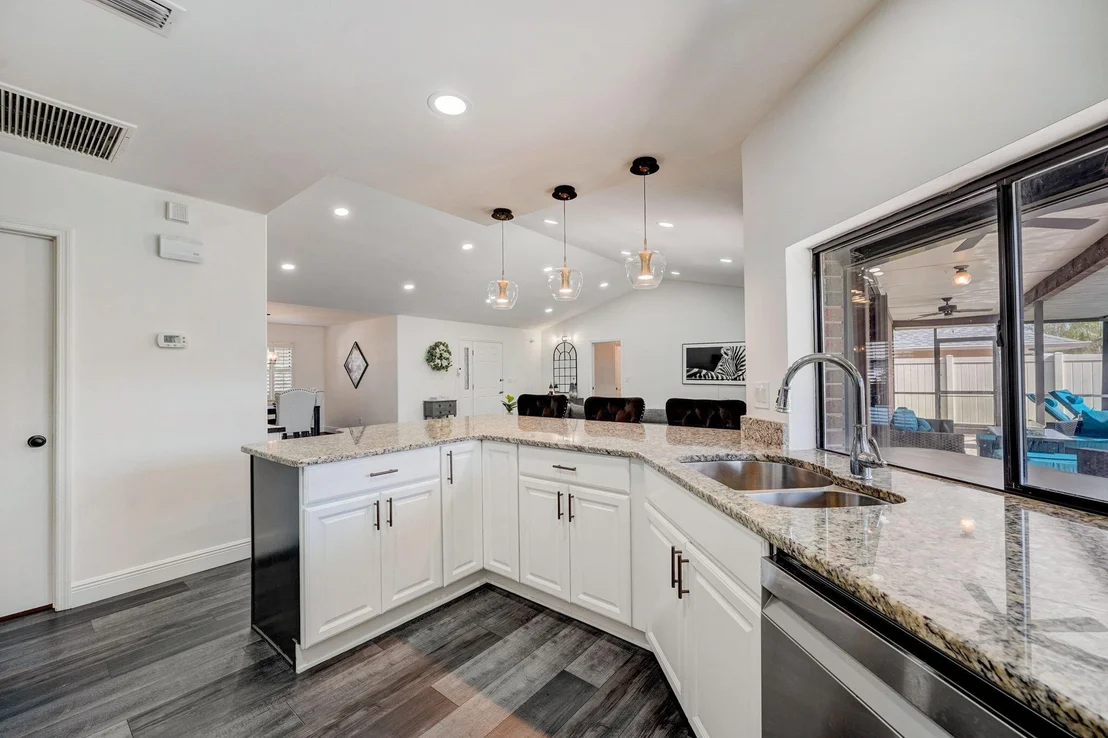 Photo of 2039 Bottlebrush Drive