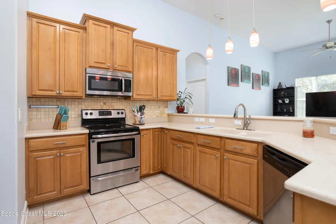 Photo of 1647 Auburn Lakes Drive