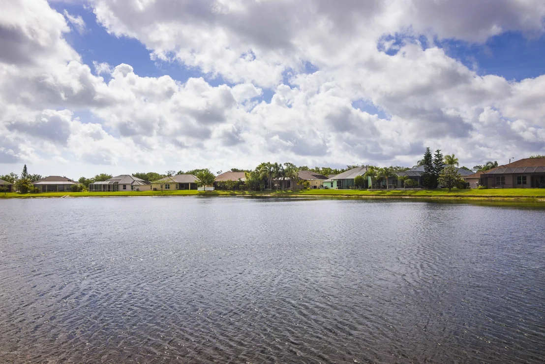 Photo of 4877 Alamanda Drive