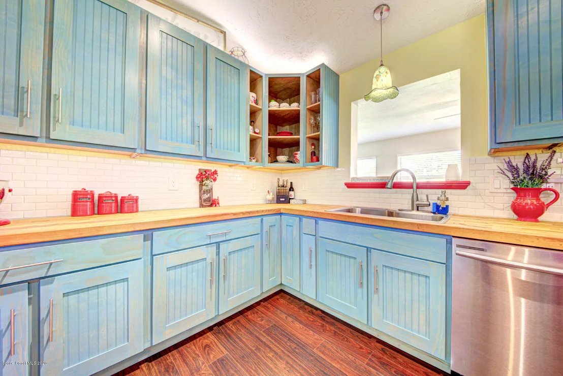 Photo of 6421 Hunt Road