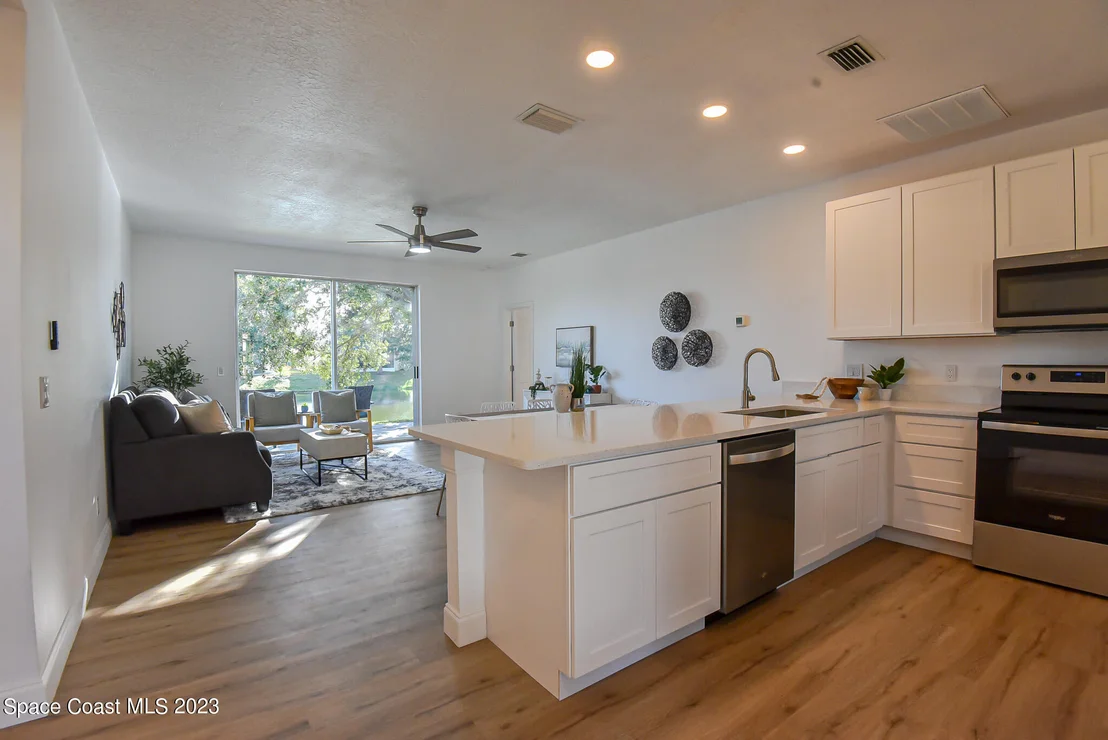 Photo of 521 Cressa Circle