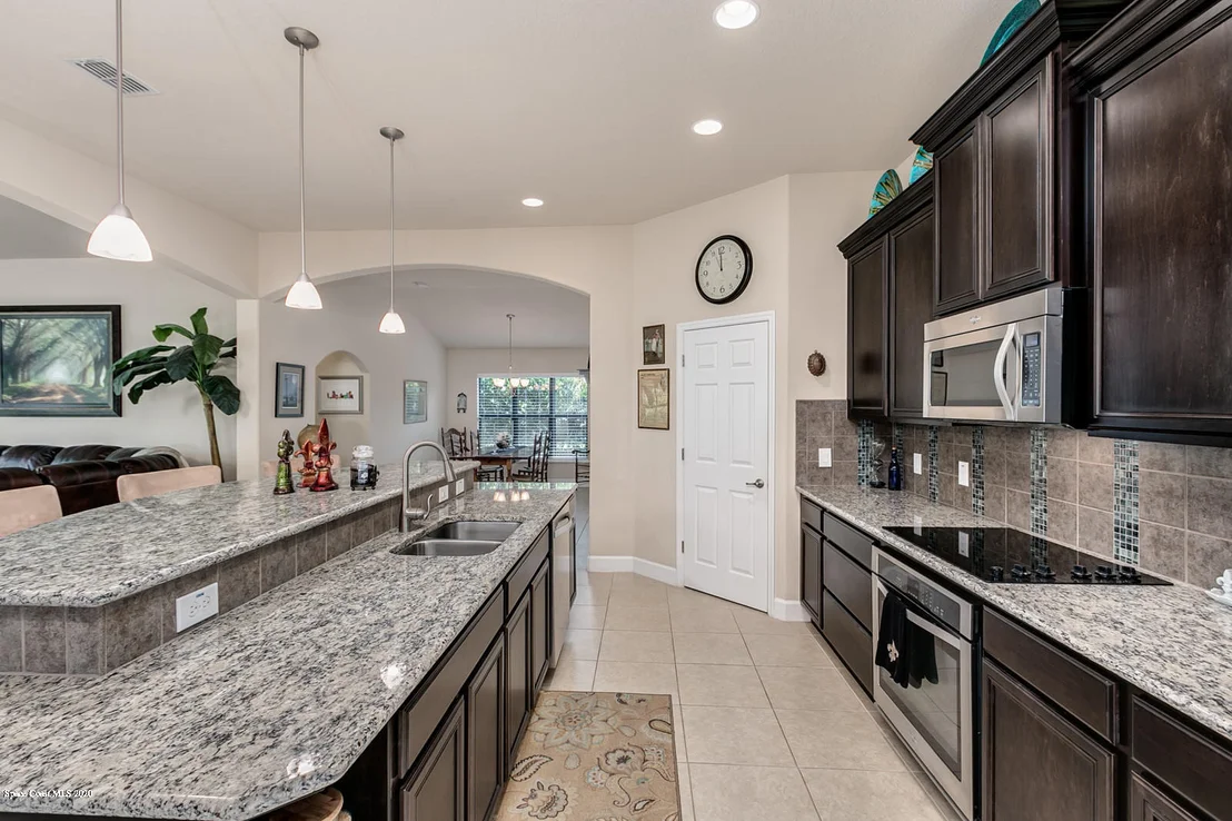 Photo of 1338 Outrigger Circle