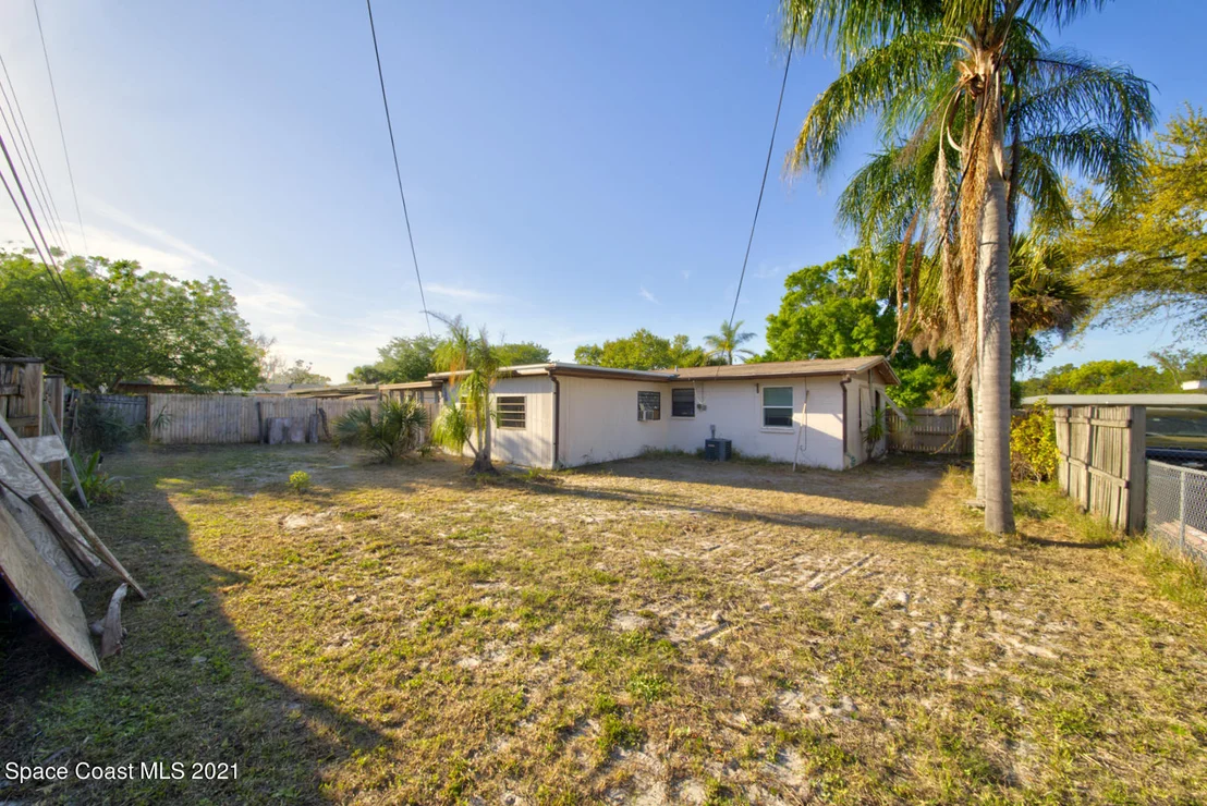 Photo of 1213 Vassar Lane