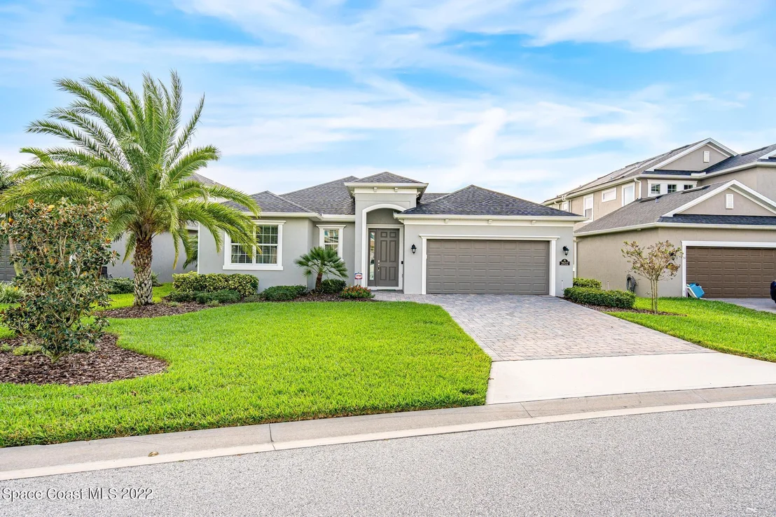 Photo of 2932 Casterton Drive