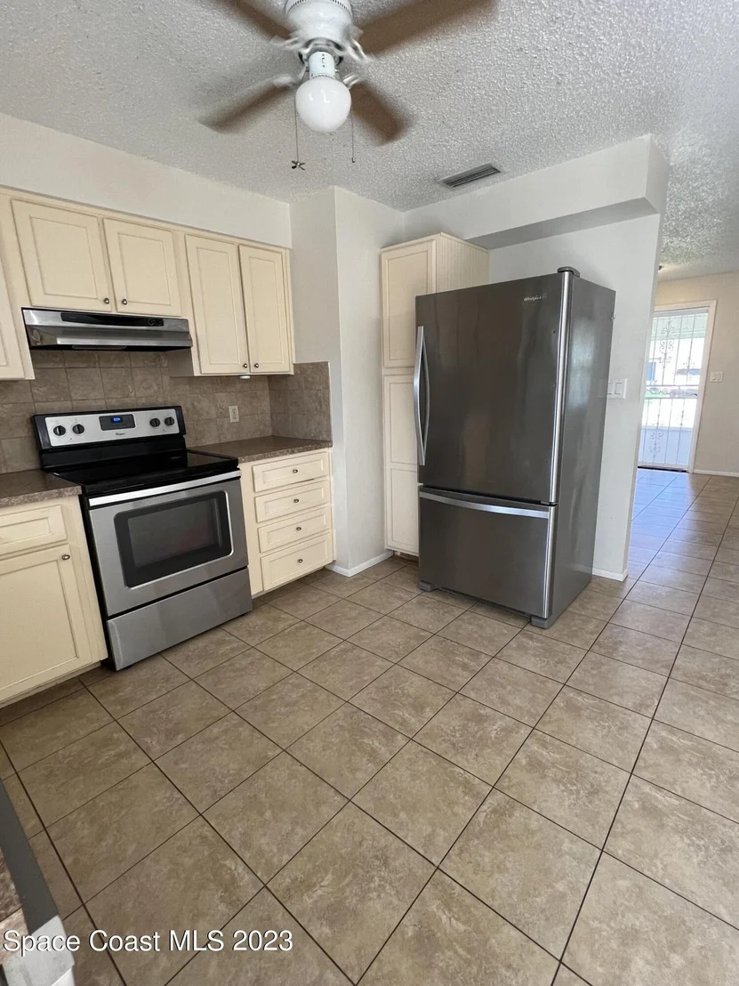 Photo of 283 Fecco Street